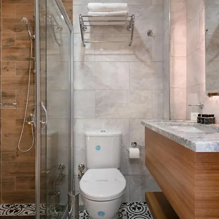 Le Marden 3* Текирова