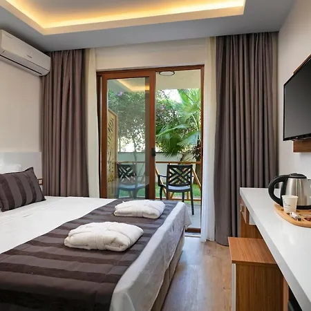 Le Marden 3* Текирова