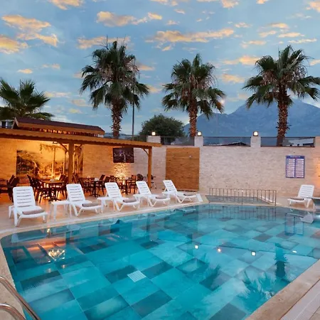 Le Marden 3* Τεκίροβα