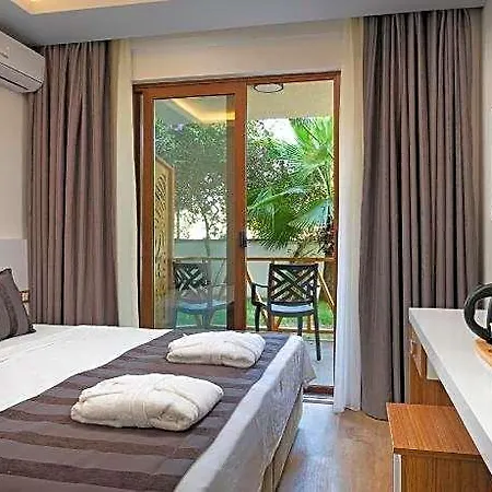 Le Marden Hotel 3*